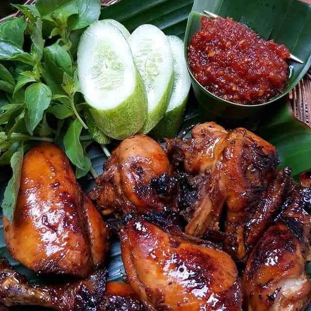 Credit: Manis dan Sedap/Ayam Bakar Mas Mbarep