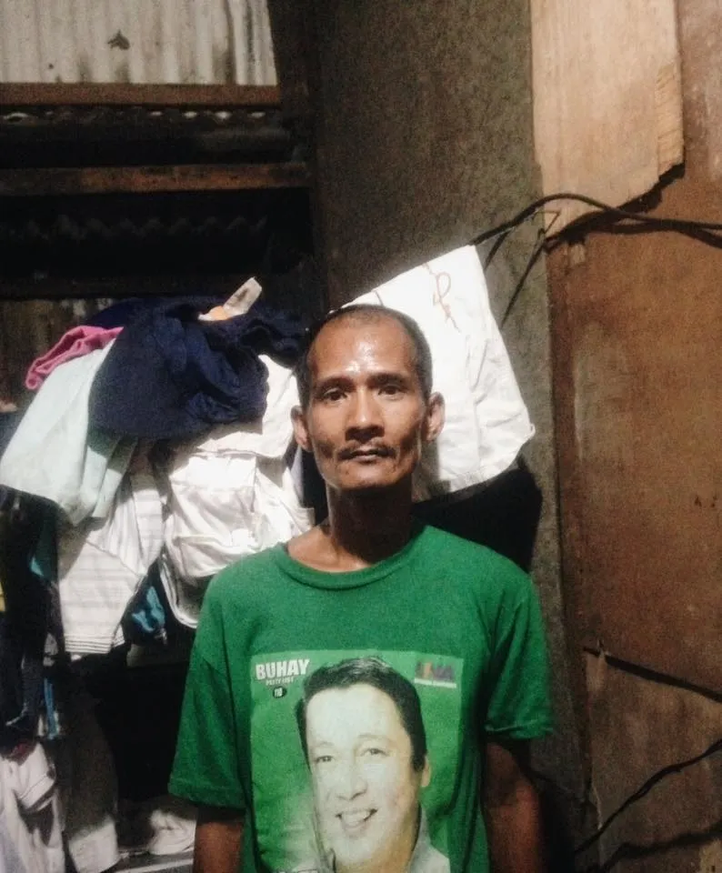 Tatay Ryan adalah single parent yang ditinggalkan istrinya karena menderita stroke ringan © Facebook.com/Jhunnel Sarajan