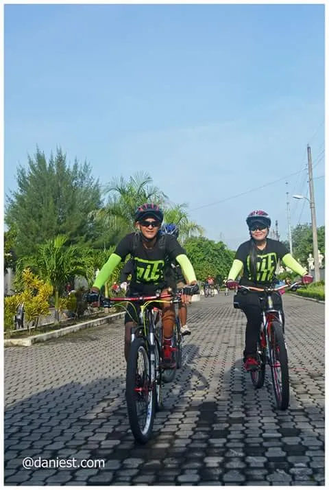 Mahar Pernikahan kedua pasangan ini adalah satu unit sepeda dengan makna filosofis yang cukup dalam © Facebook.com/Komunitas Pitnik Jogja