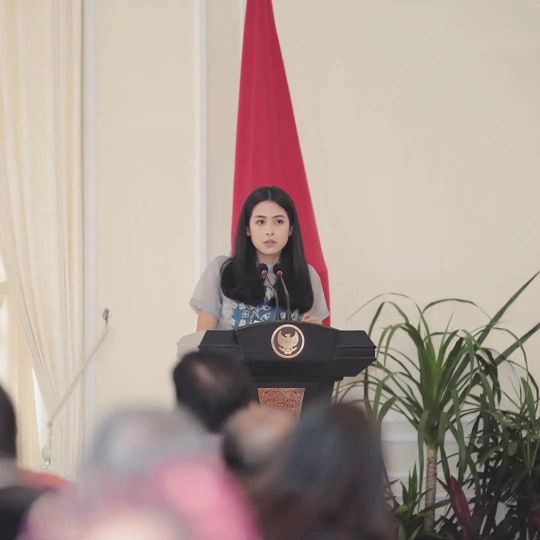 Maudy jadi pembicara di Istana Negara © Instagram/maudyayunda