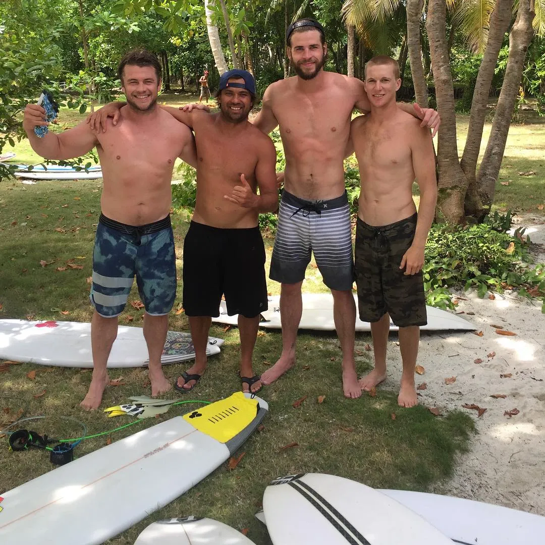 Liam Hemsworth liburan di Indonesia © Instagram.com/dingomorrison