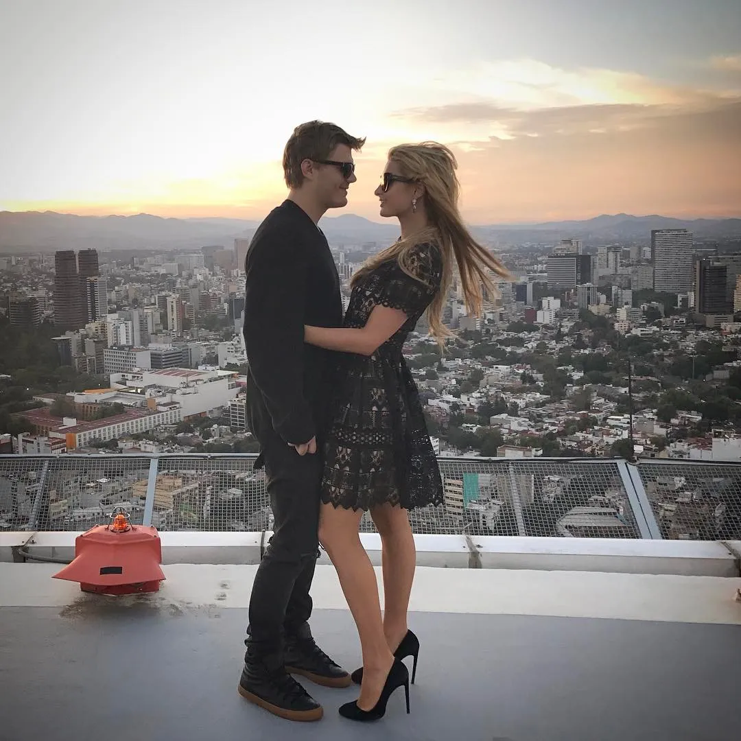 Paris Hilton sudah merasa yakin dengan kekasih barunya © Instagram.com/parishilton