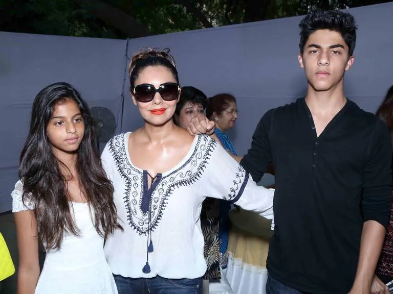 Aryan Khan mendadak datang, Shahrukh galau berat. @filmibeat