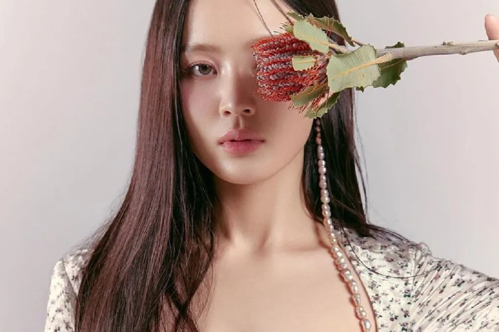 LeeHi - What is Love