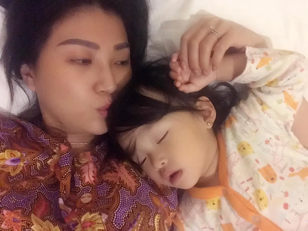 Sarwendah mengucapkan doa bagi sang buah hati via Instagram agar sang putri tumbuh sebagai anak yang baik © instagram.com/sarwendah29
