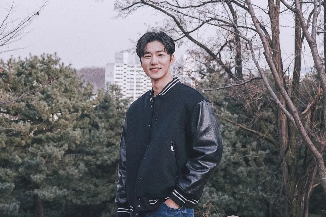 Drama Fantasi Misteri KING OF FOUR PILLARS OF DESTINY (Credit: instagram.com/seojihoon_official/)