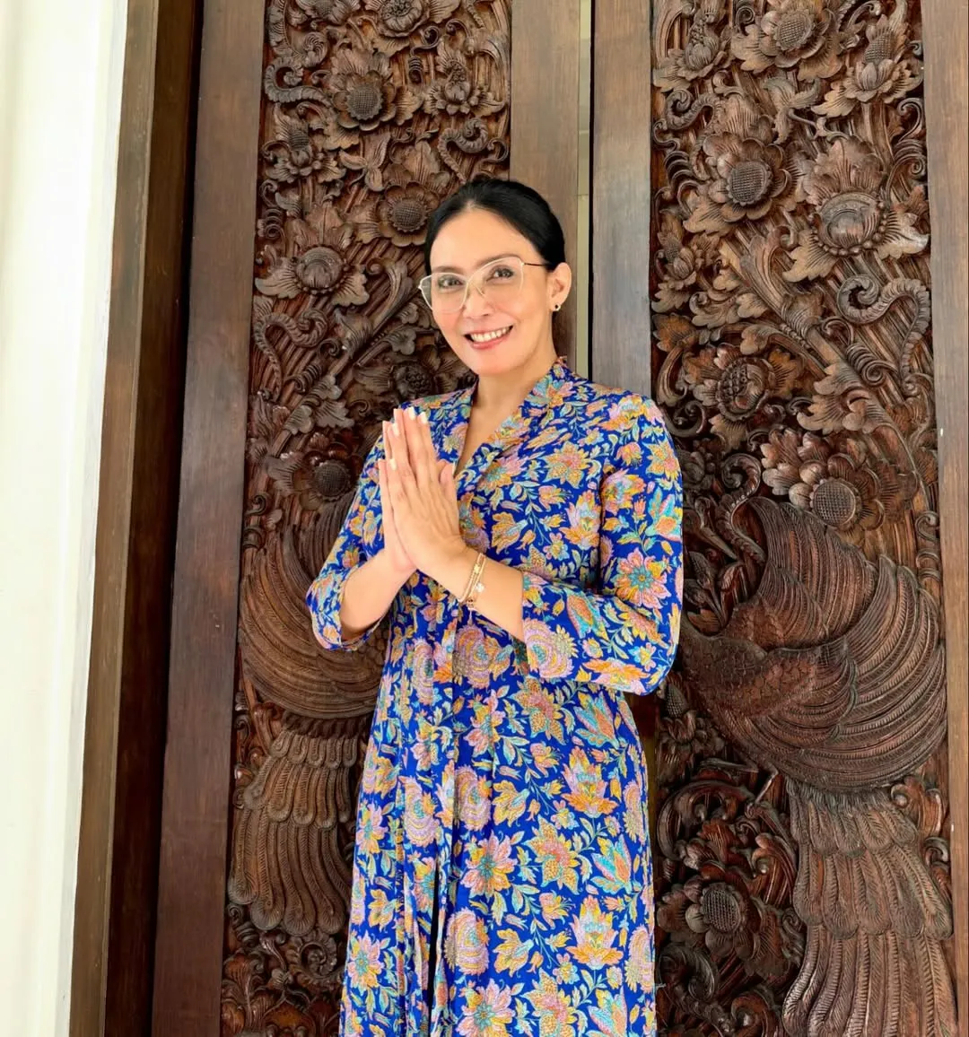 Potret terbaru Rieke Diah Pitaloka (credit: Instagram.com/riekediahp/)
