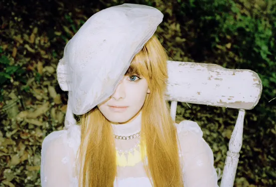 Victoria teaser electric shock