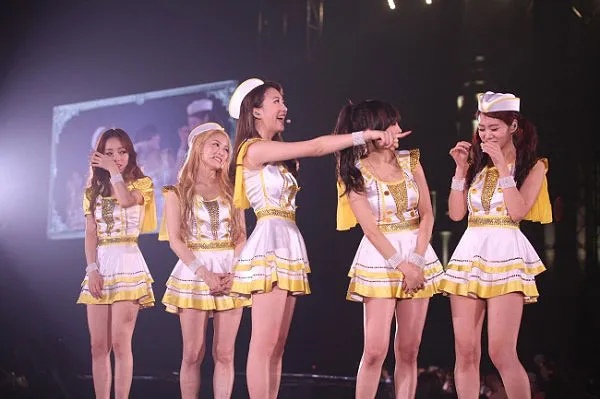 KARA ketika tampil di Tokyo Dome awal Januari 2013 ©allkpop.com