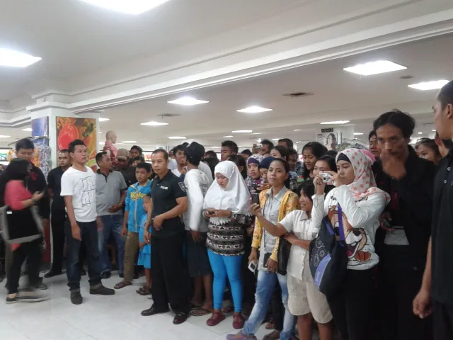 Antusias fans yang begitu luar biasa terhadap Kangen Band ©Pitta Sekar Wangi