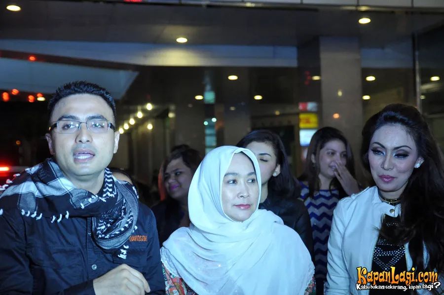 Rizal Djibran dan Jenny Rachman dalam sahur on the road foto: Sahal Fadhli/KapanLagi.com®