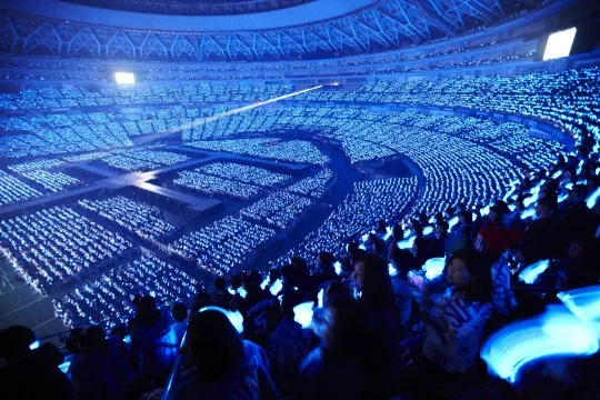 90 ribu ELF memenuhi Kyocera Dome, Osaka ©soompi.com