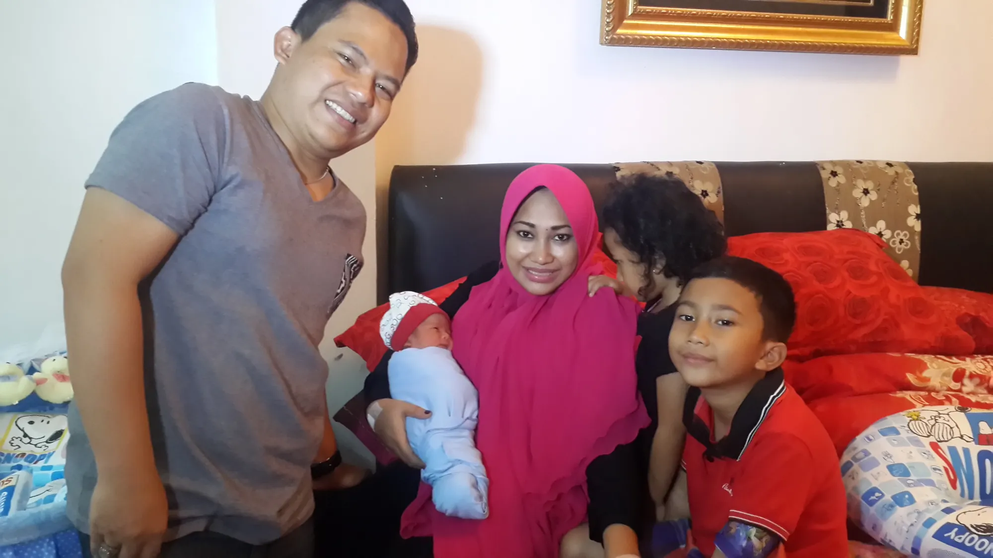 Faank bersama istri dan ketiga anaknya / KapanLagi® - Mustamiyani
