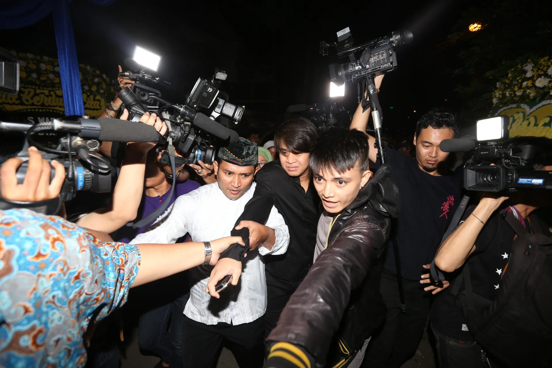 Billy bungkam dan berlalu di hadapan awak media / KapanLagi® - Budy Santoso