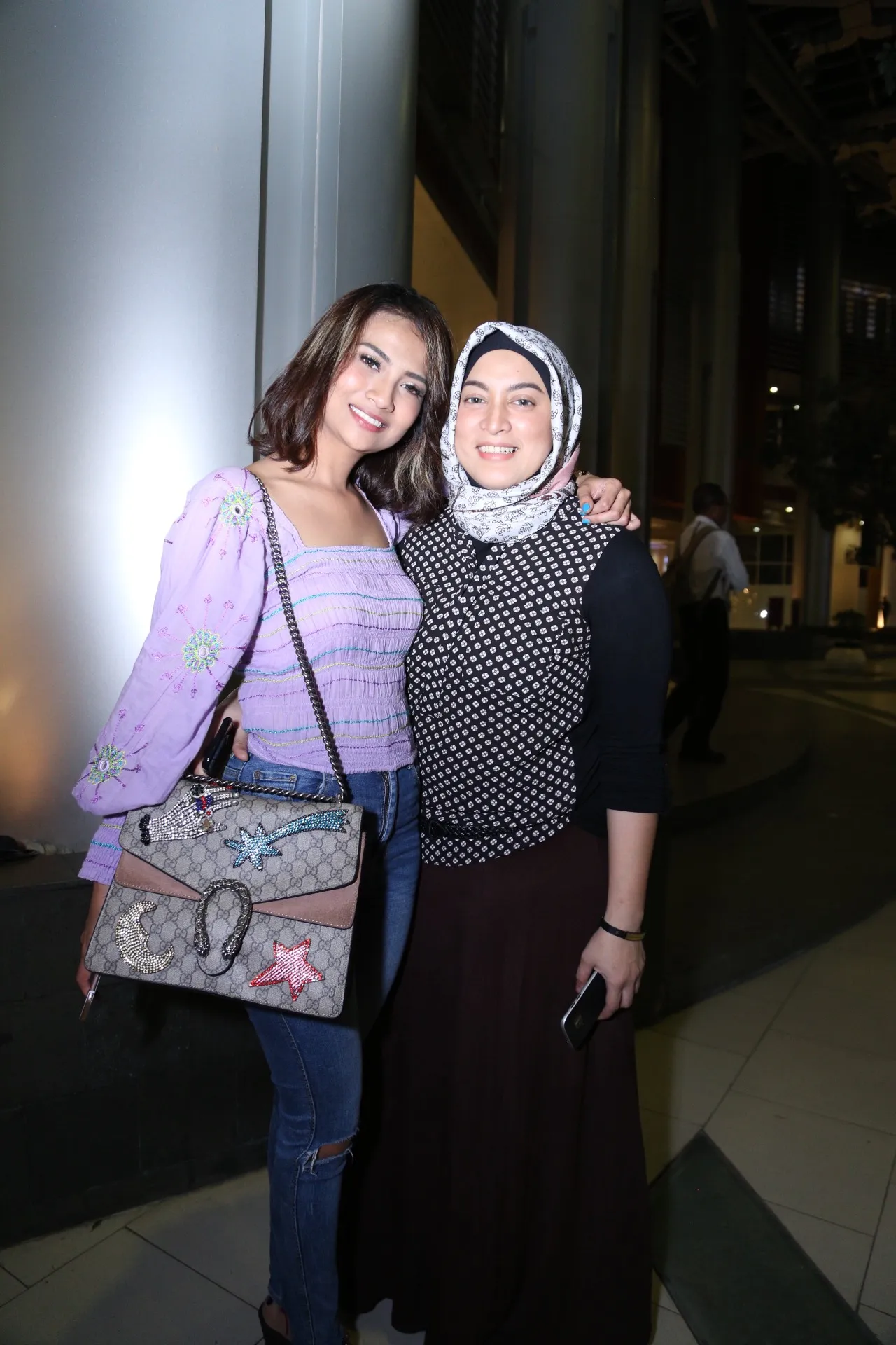 Lebih muda, Vanessa Angel meminta maaf lebih dahulu ke Jane Shalimar. ©KapanLagi.com/Adi Abbas Nugroho