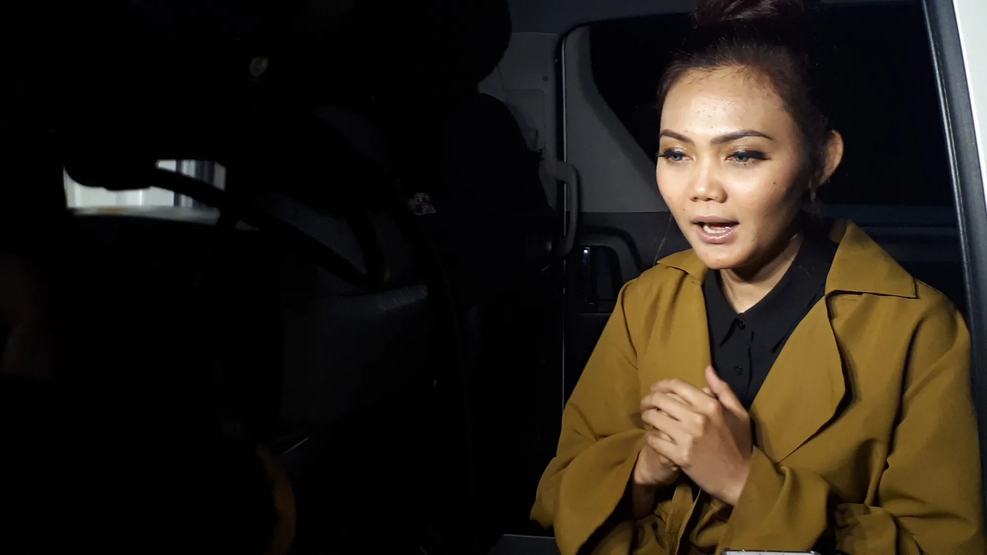 Rina masih bungkam mengenai alasan lepas hijab © Istimewa