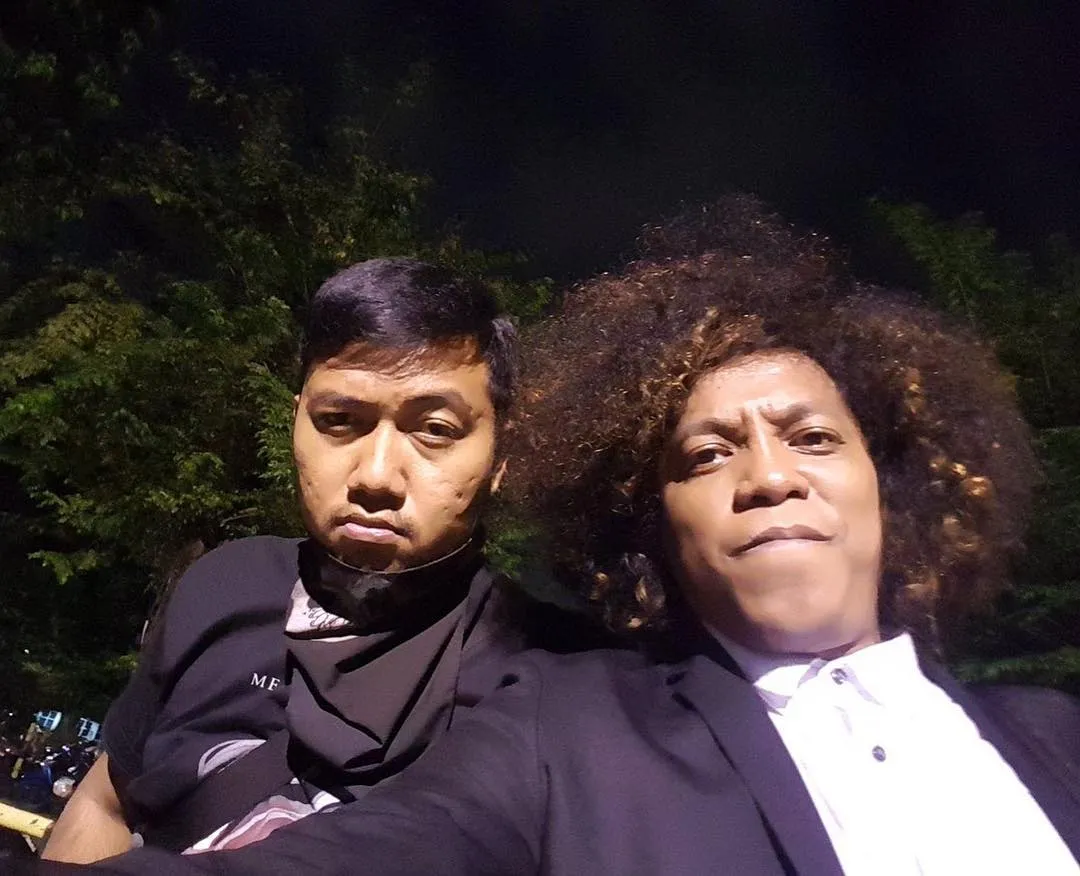 Awwe dan Arie Kriting. cr: instagram.com/awwe182