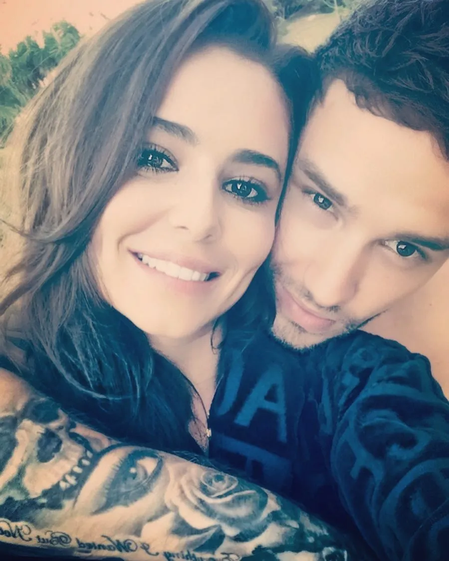 Walaupun dirumorkan putus, nyatanya mereka masih menyimpan foto pasangannya dan tinggal bersama. instagram.com/liampayne/