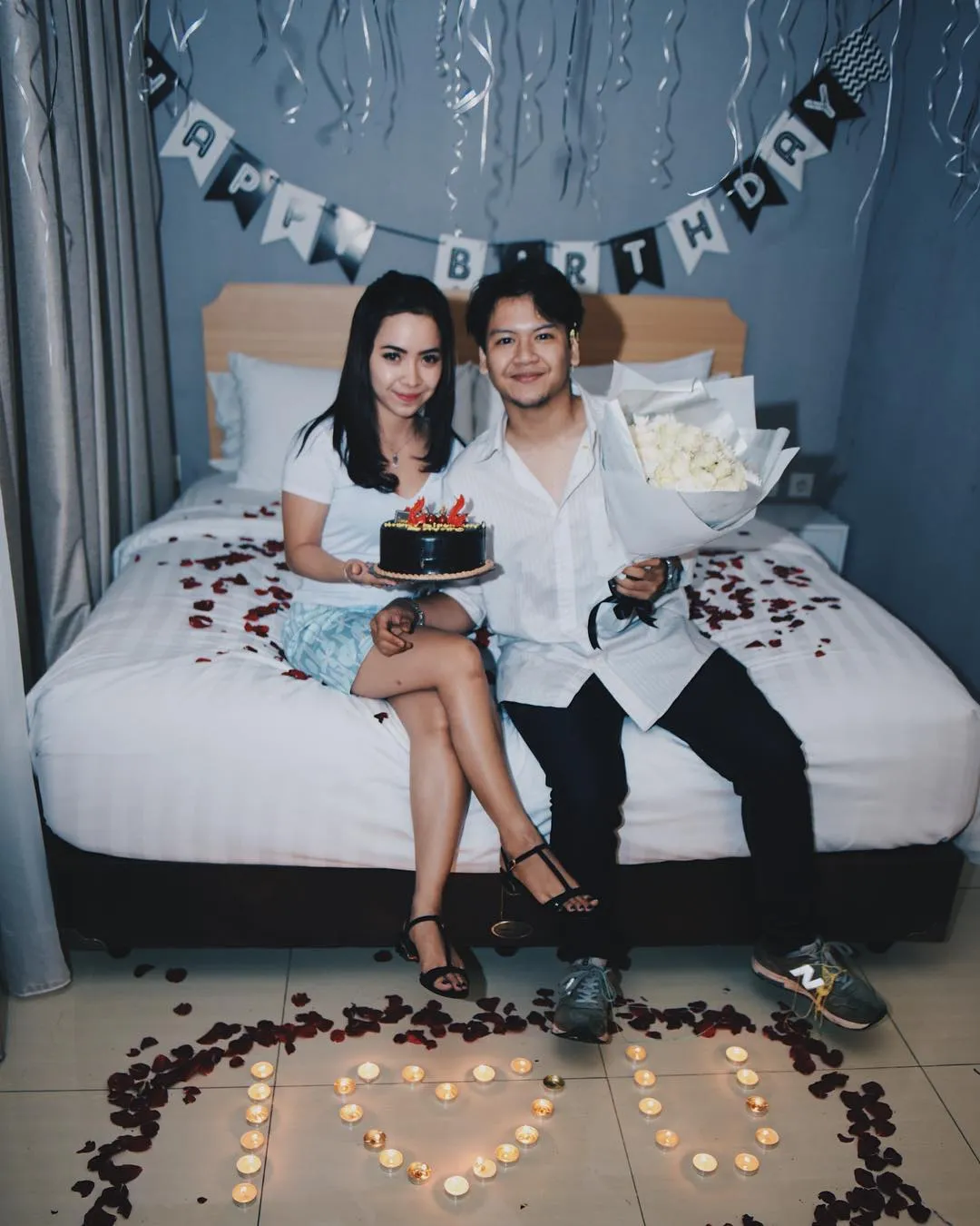 Ilham SMASH bakal menikah dengan wanita cantik bernama Nadine Syahria. ?nstagram.com/ilhamfauzie