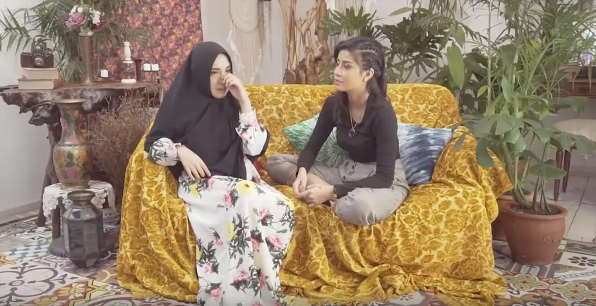 Salma nangis kirim pesan ke Taqy / Credit: Youtube - Karin Novilda