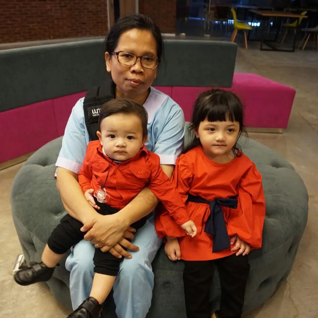 Asih kini urus 2 anak sekaligus © Instagram/suwarsiha