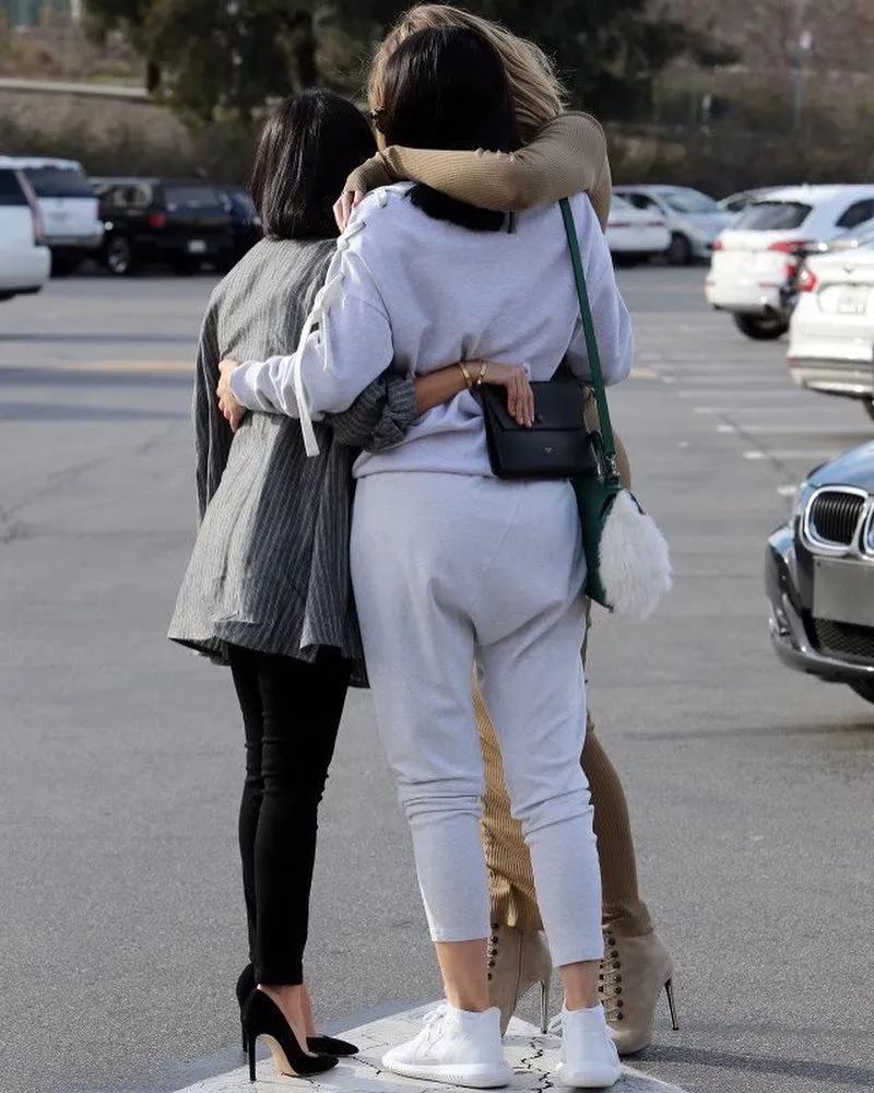 Kourtney posting soal foto menyentuh © Instagram.com/kourtneykardash