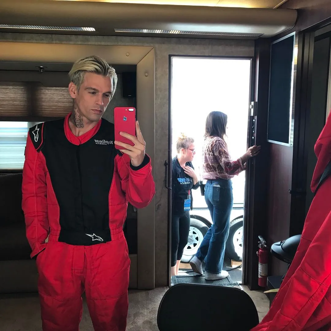 Aaron dulu sering mengedit fotonya agar terlihat lebih berisi @ Instagram.com/aaroncarter