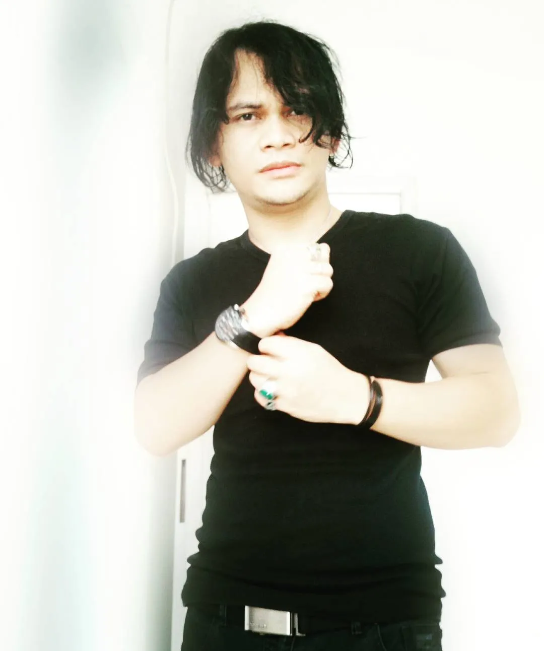 Mbah Mijan ramal rumah tangga Vicky Prasetyo dan Angel Lolga. cr: instagram.com/mbahmijan