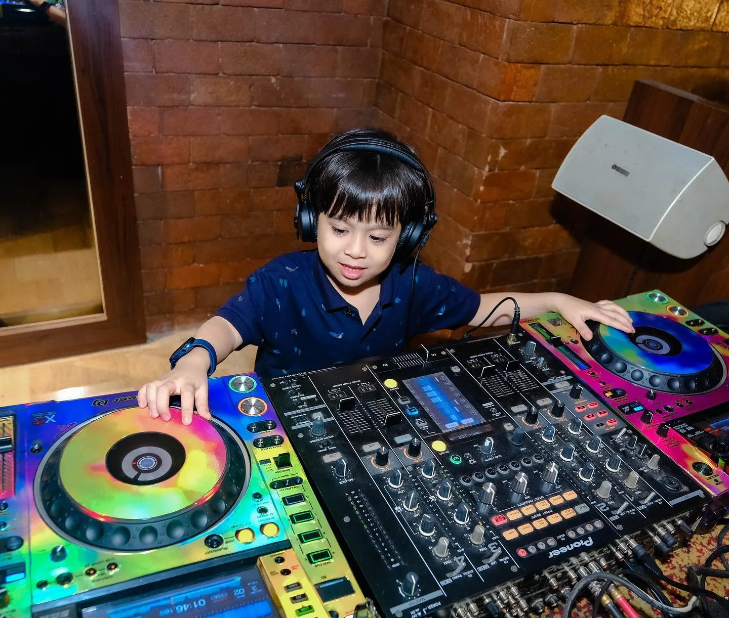 (credit: Instagram.com/putriuna/)