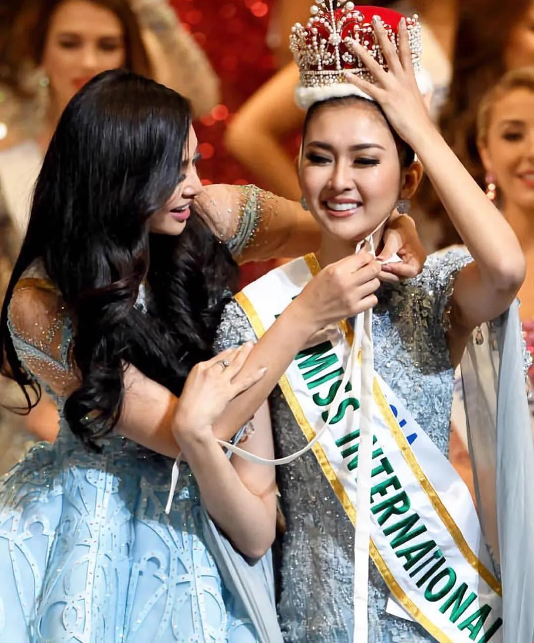 Kevin menangi ajang Miss International 2017 © Instagram/kevinlln