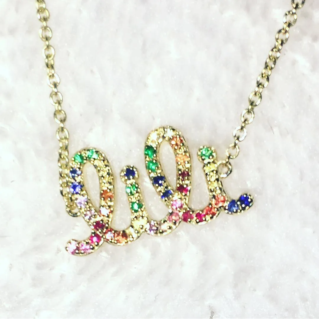 Kalung pemberian Liam untuk Miley © Instaram.com/mileycyrus