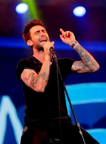 Maroon 5, mendominasi