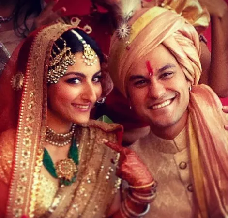 Soha dan Kunal resmi menikah. @filmibeat