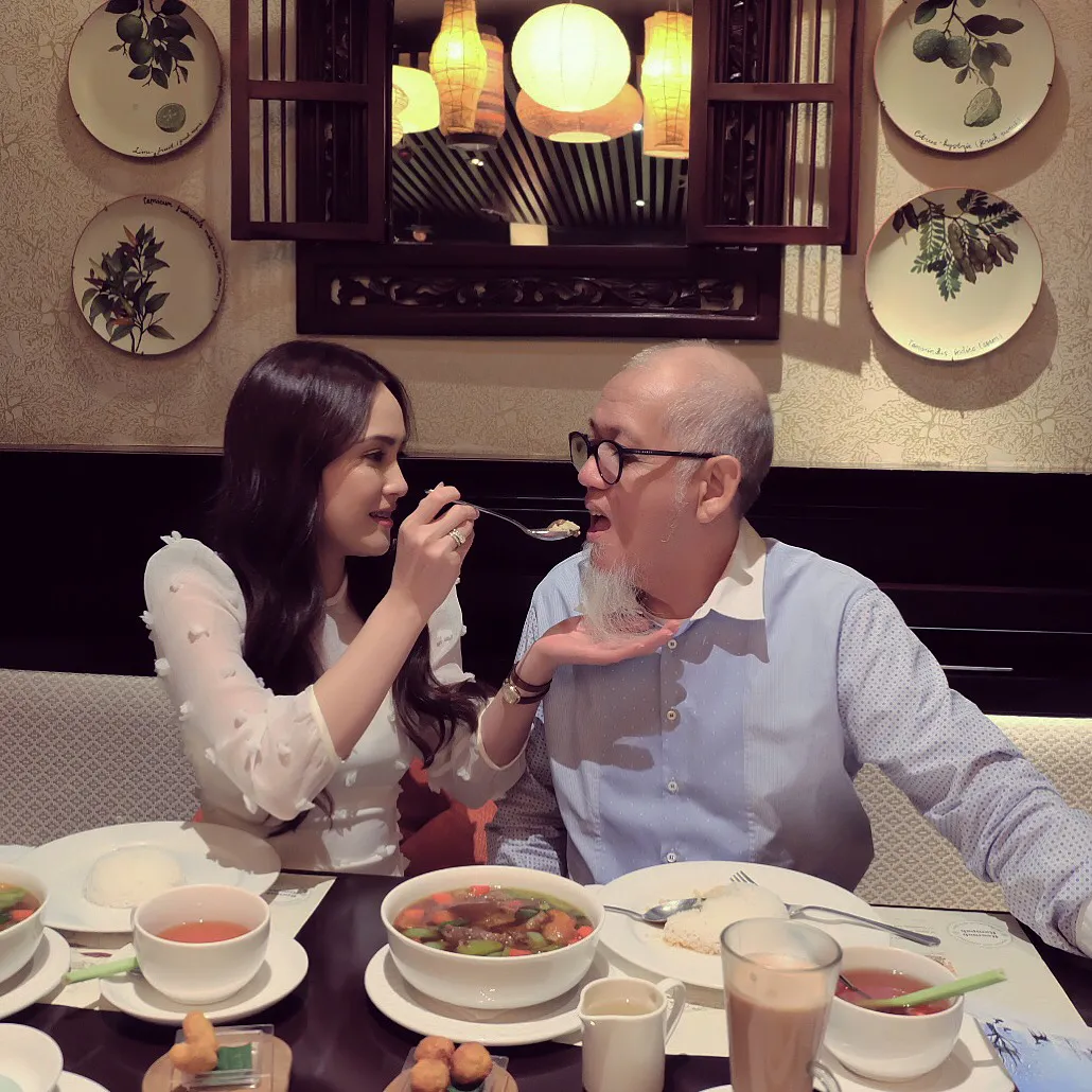 Shandy dating dengan sang ayah / Credit: @shandyaulia