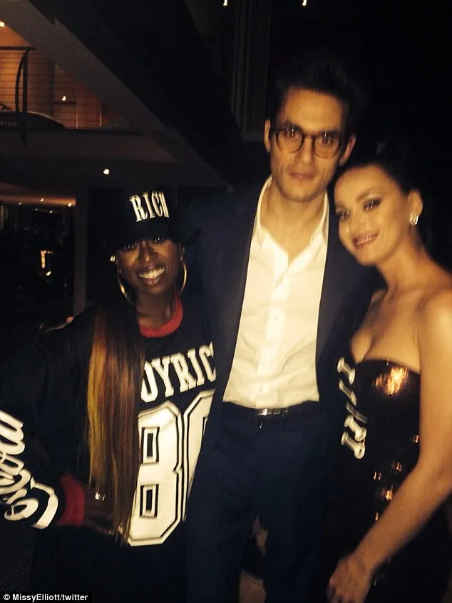 Foto sehabis Super Bowl @foto: twitter.com/missyelliott