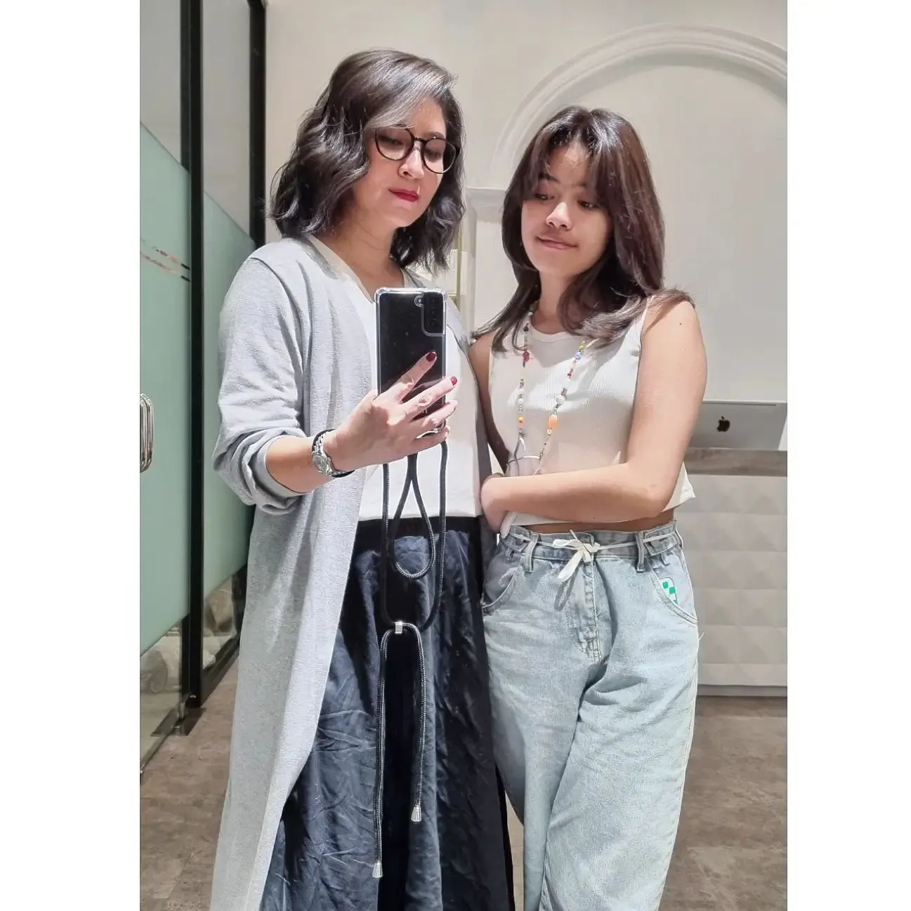 (credit: instagram.com/novitaangie)