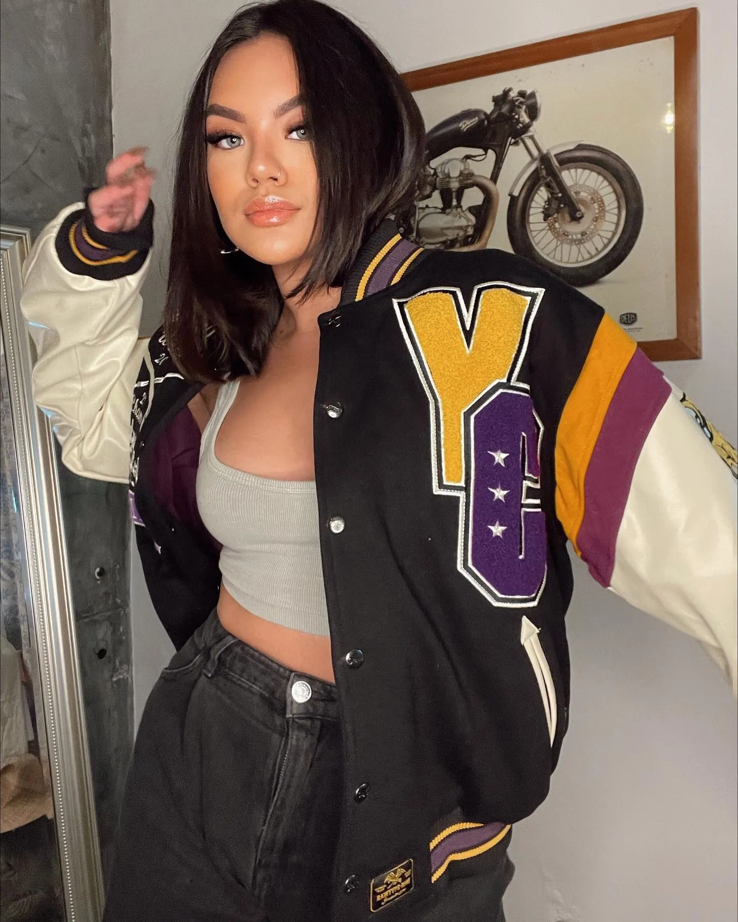 (credit: Instagram.com/shafaharris/)