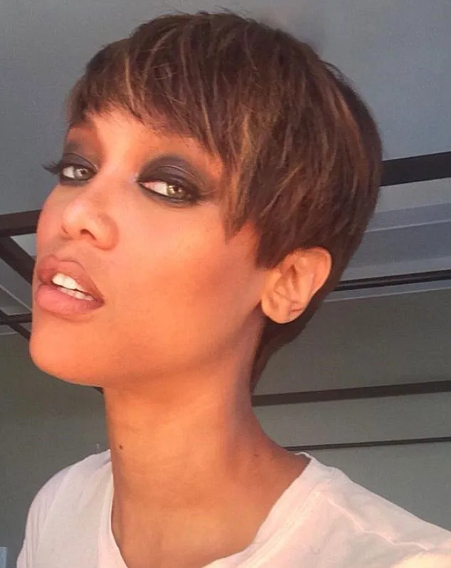 Tyra Banks pangkas habis rambutnya @ Instagram/Tyrabanks