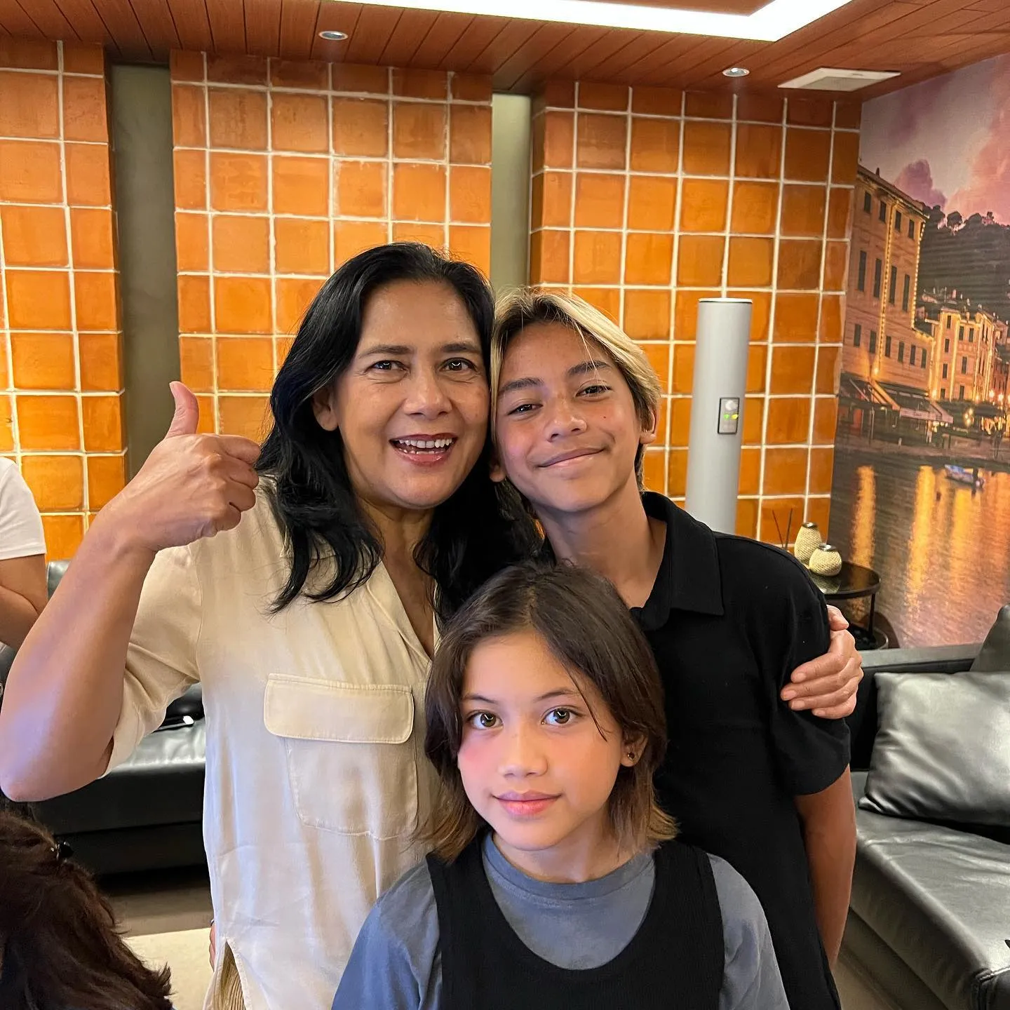 (credit: instagram.com/lydiakandou_)