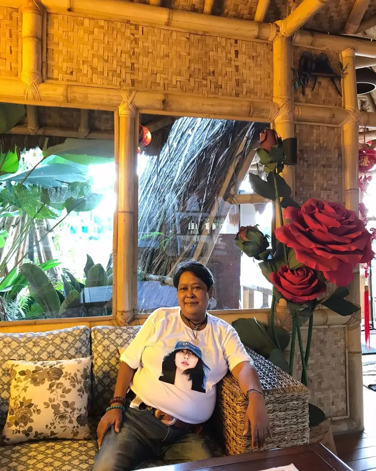 (credit: Instagram.com/sutykarno)