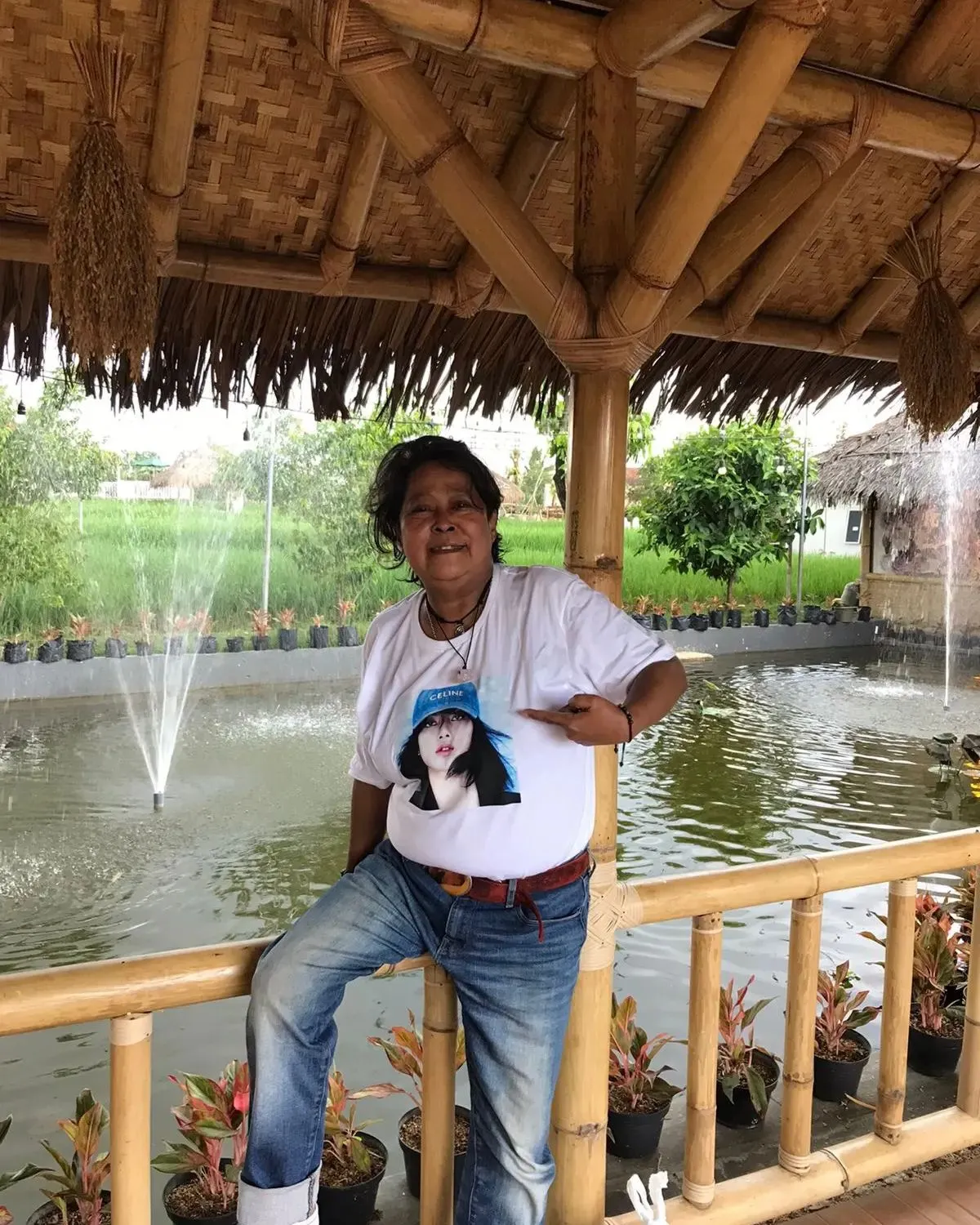 (credit: Instagram.com/sutykarno)