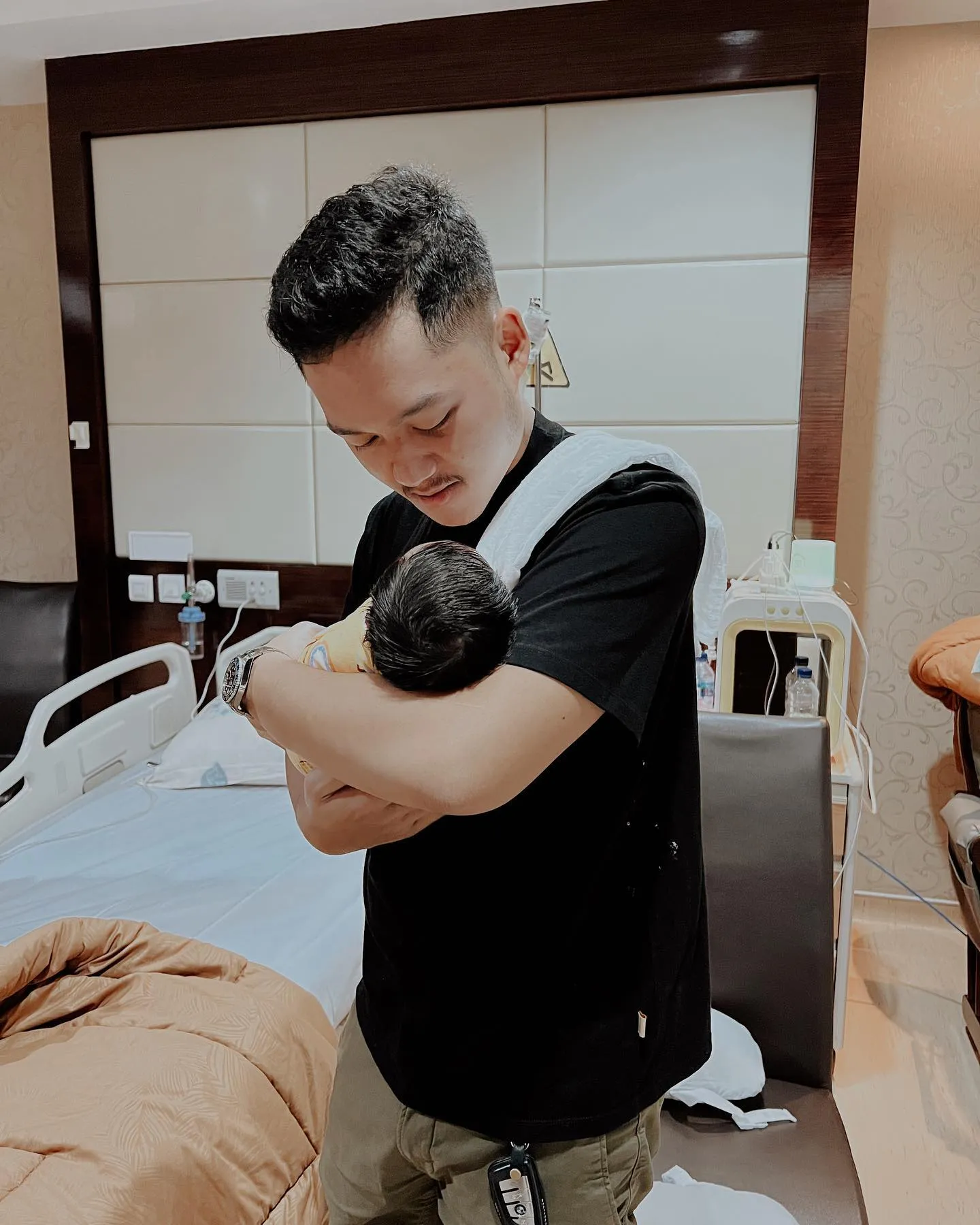 (credit: instagram.com/azriel_hermansyah)
