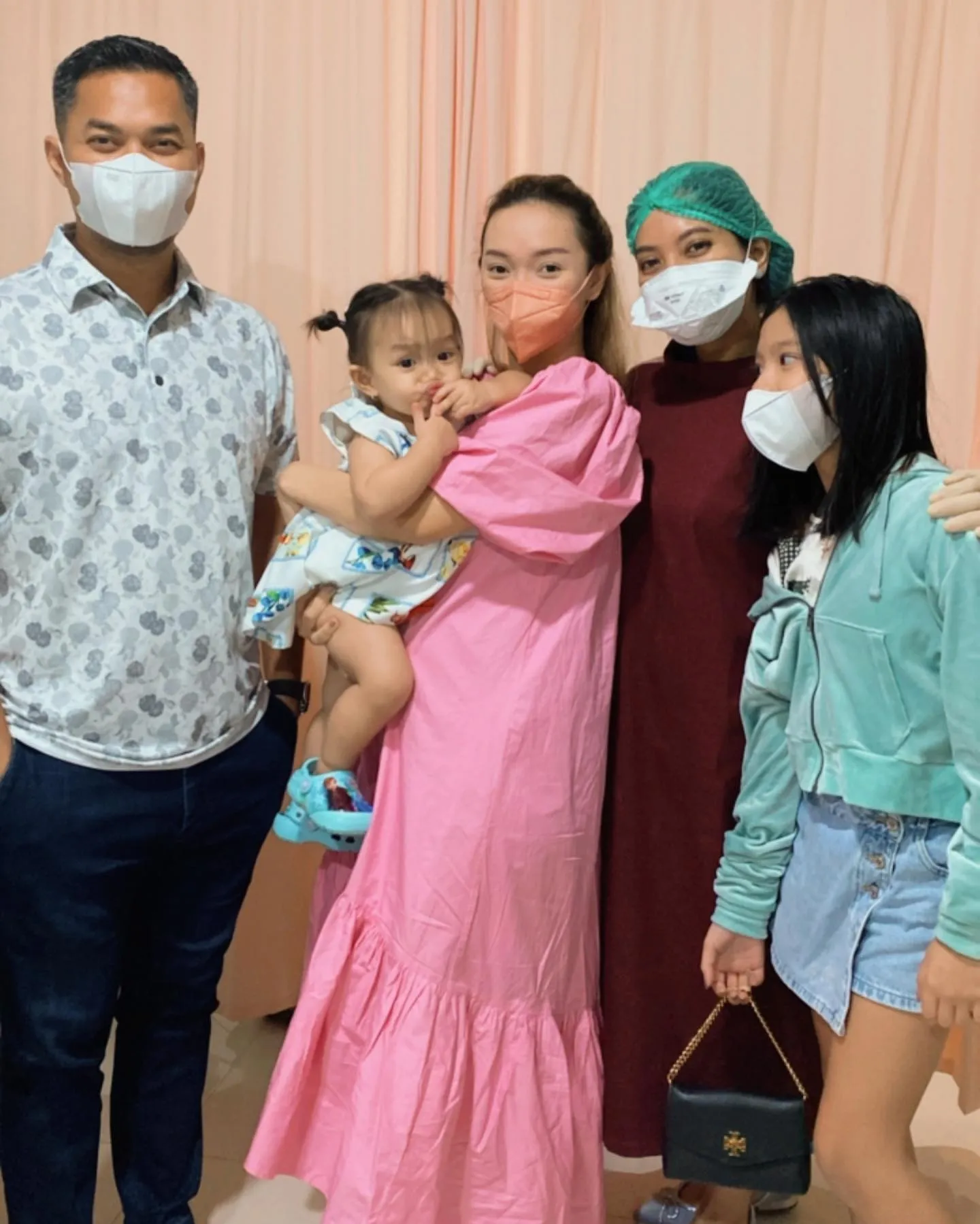 (credit: instagram.com/zaskia_gotix)