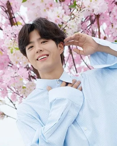 Park Bo Gum (Credit: instagram.com/parkb0gum)