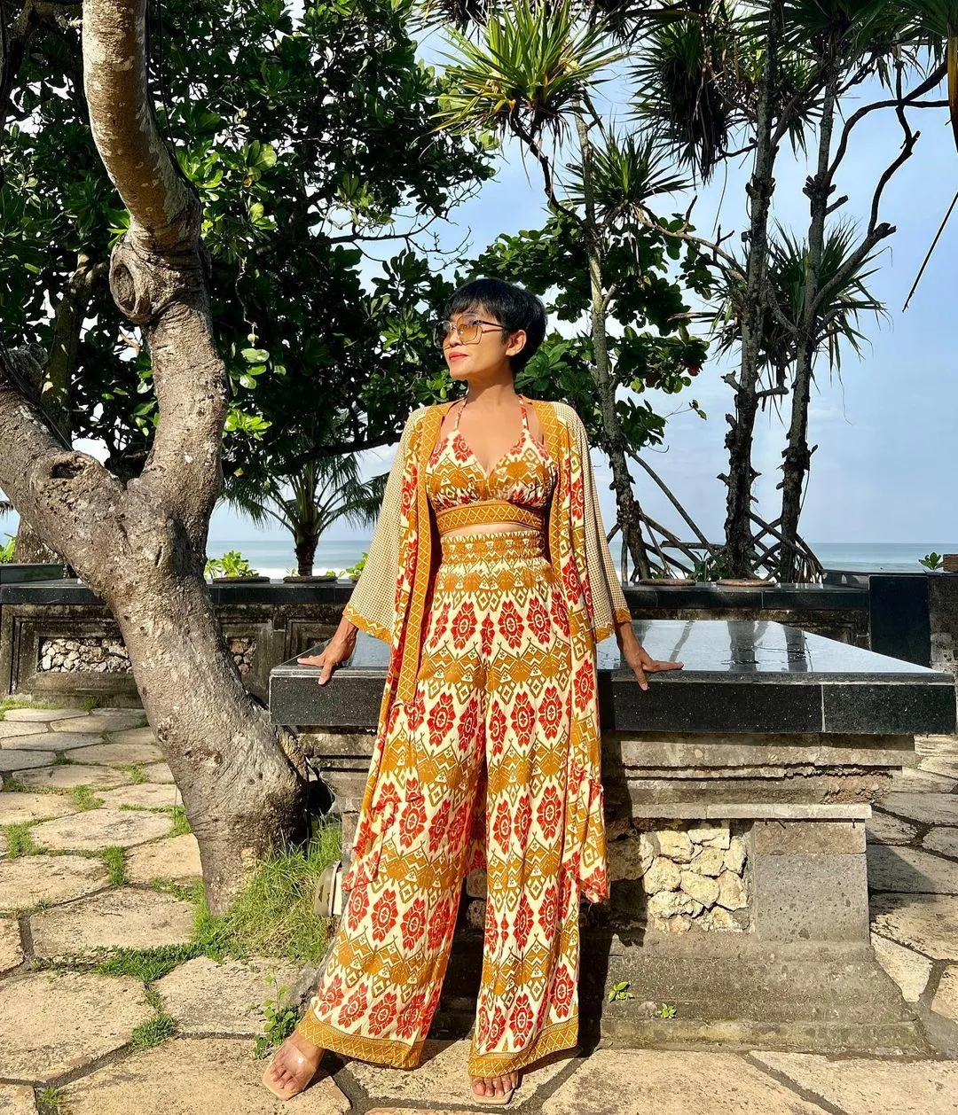 Potret Herdiana Kiehl Ibu Cinta Laura (Credit: Instagram/herdianak)