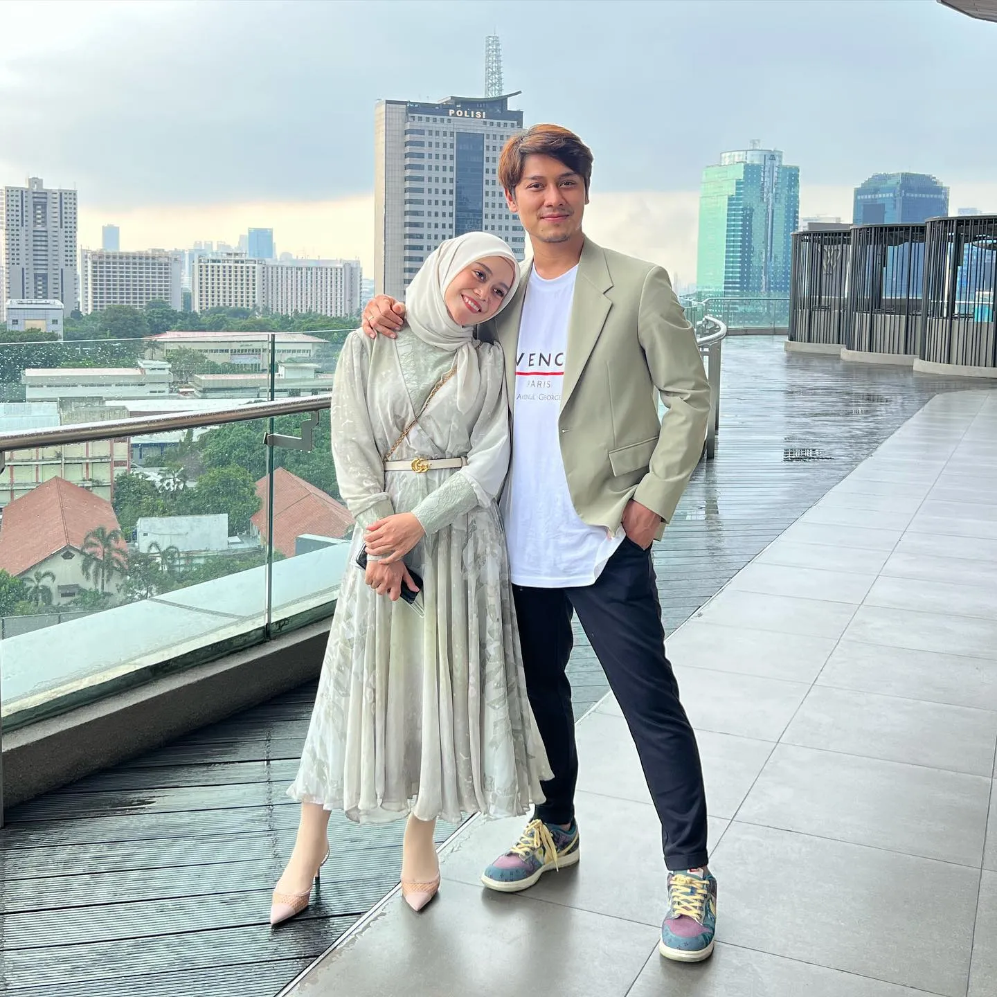 credit: Instagram.com/inul.d/)