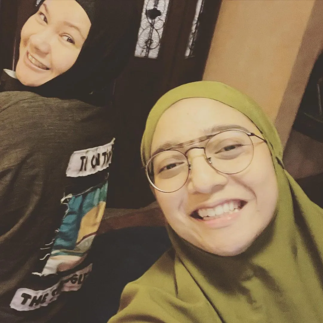 Potret Terbaru Penyanyi Tere yang Memutuskan Mualaf (Credit: Instagram/teretorial)