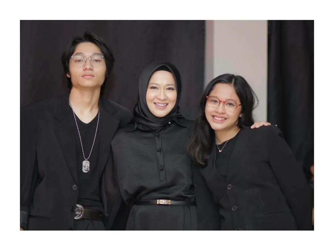 Potret Kiesha Alvaro Bareng Okie Agustina(Credit: Instagram/okieagustina_)