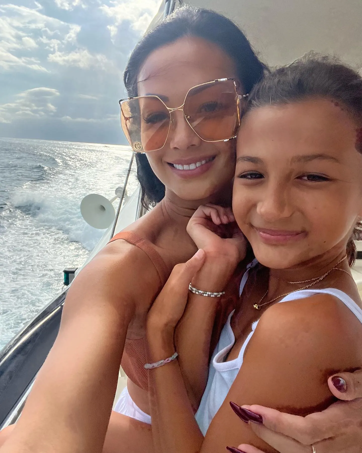 (credit: instagram.com/indahkalalo)