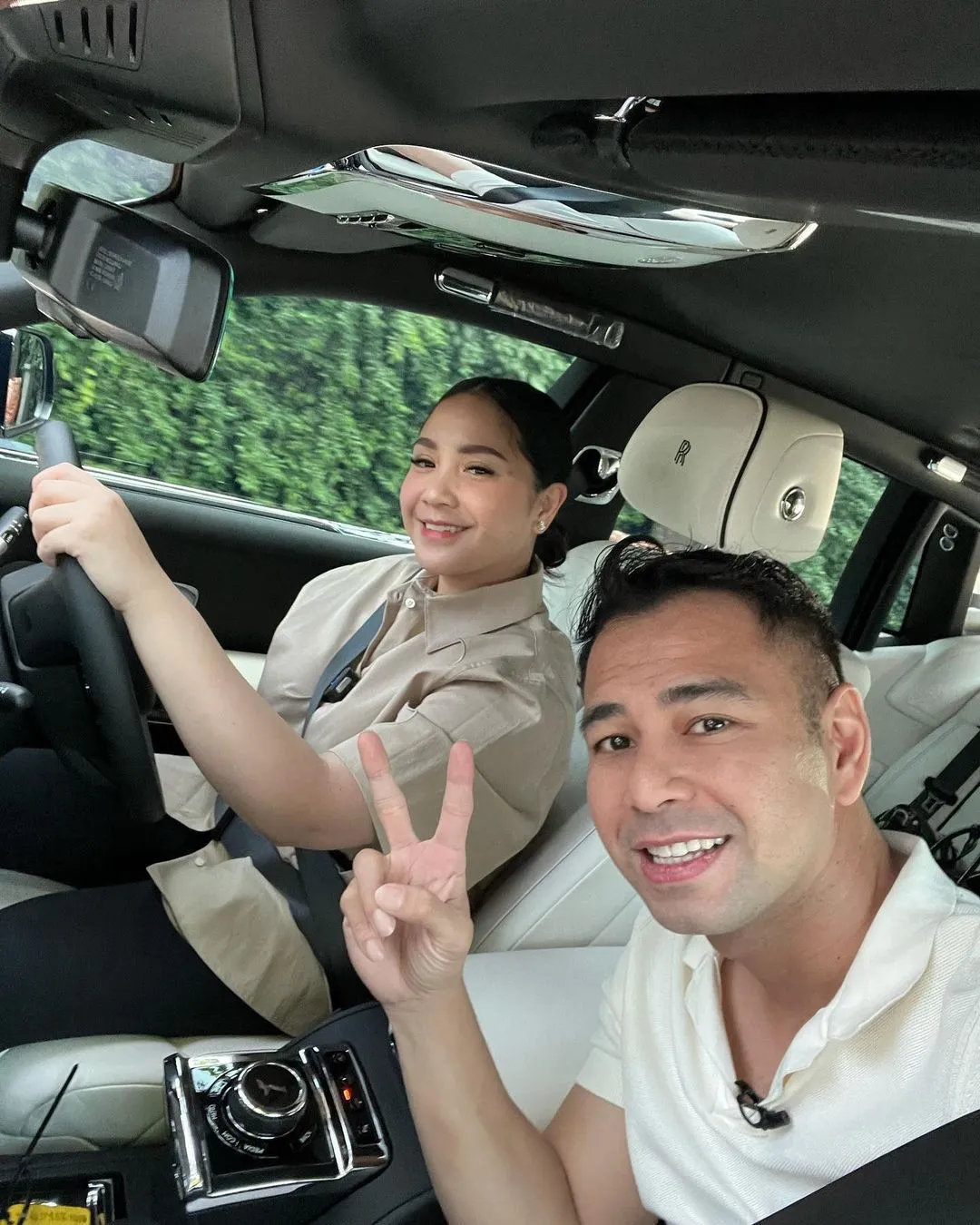 Nagita Slavina dan Raffi Ahmad (Credit: Instagram/raffinagita1717)